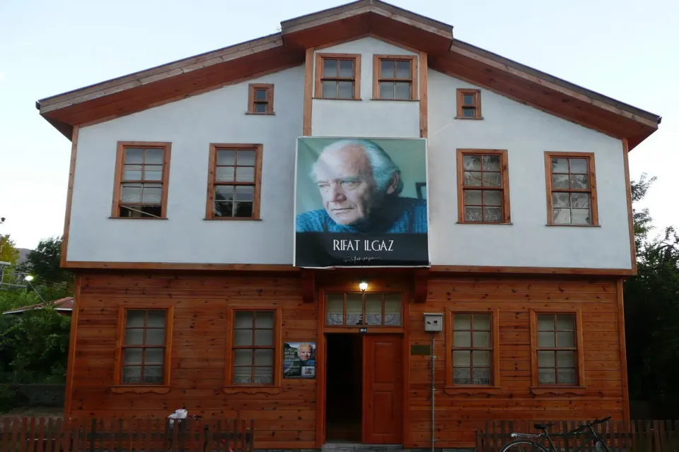 Rıfat Ilgaz Müzesi Eserler