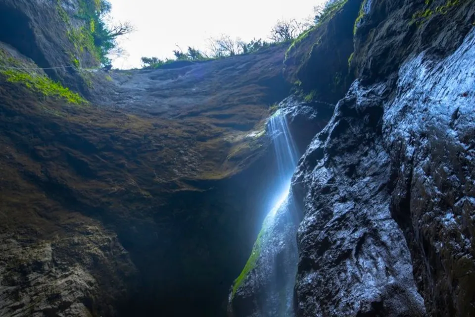 Dağlı Kuylucu Mağarası